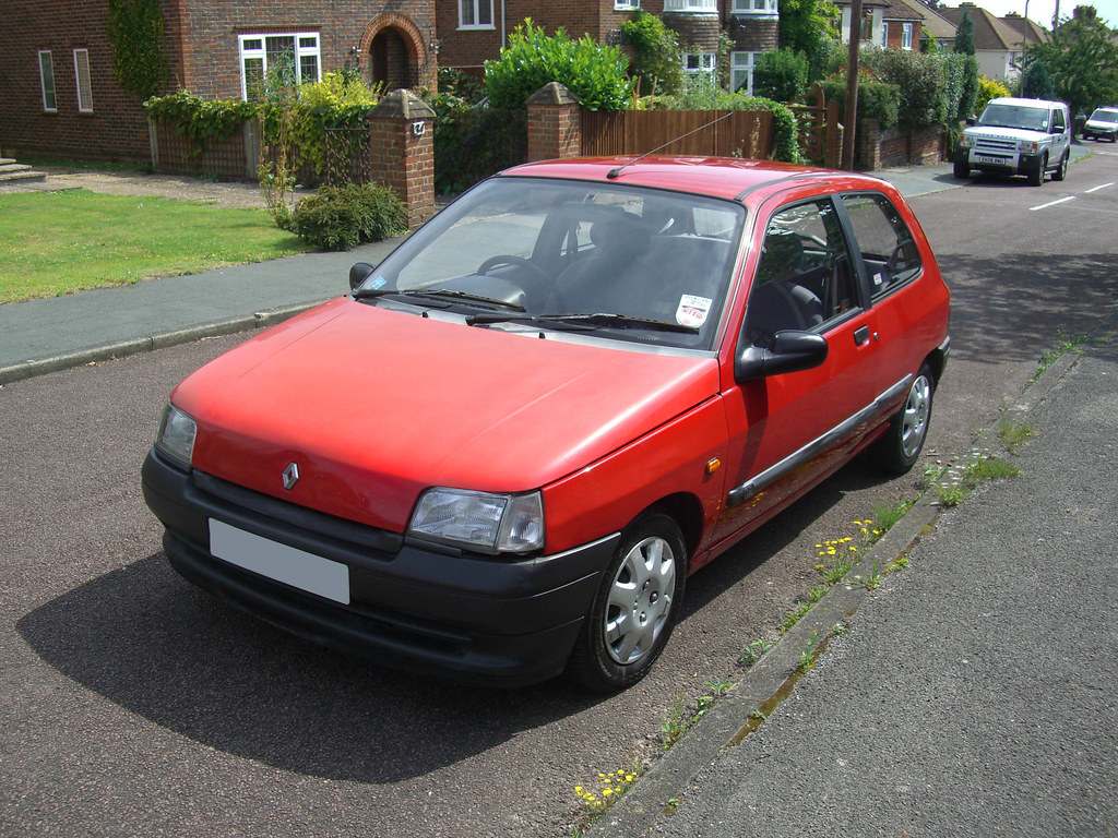 FOR SALE Renault Clio Paris 1.2 75,000 miles 1996 £600 ono… Flickr