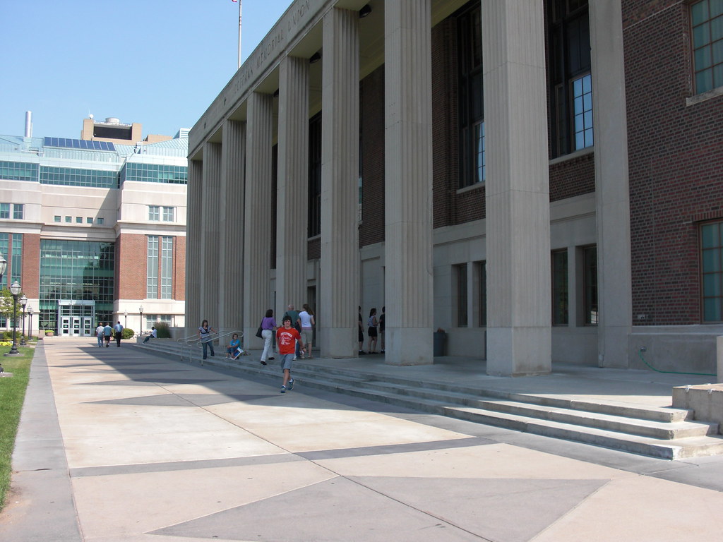 U of M campus Aine Flickr