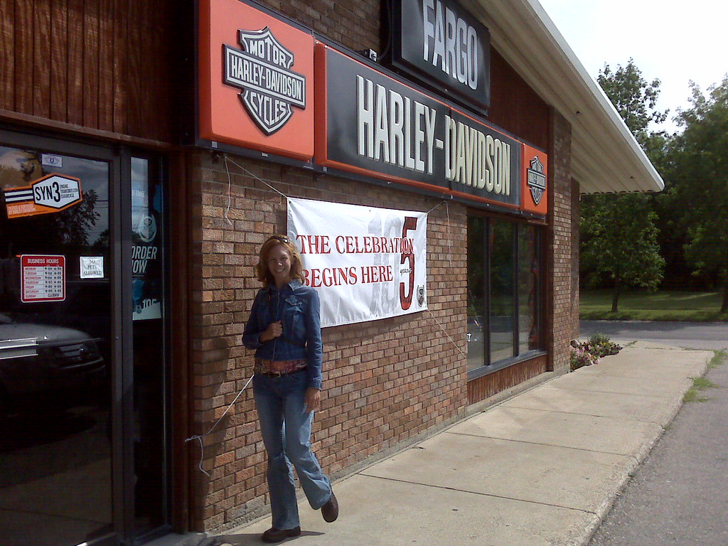 Fargo Harley Davidson / Fargo, ND Mile 261.1, After a quic… Flickr