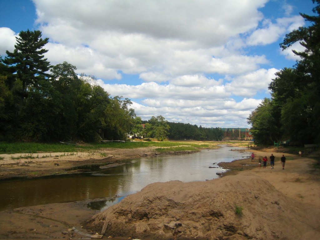 Lake Delton Aftermath Lake Delton was a manmade freshwate… Flickr