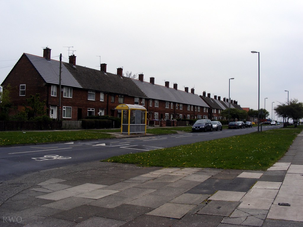 Eastern Avenue, Speke Unlike Western Avenue, this is a sim… Flickr
