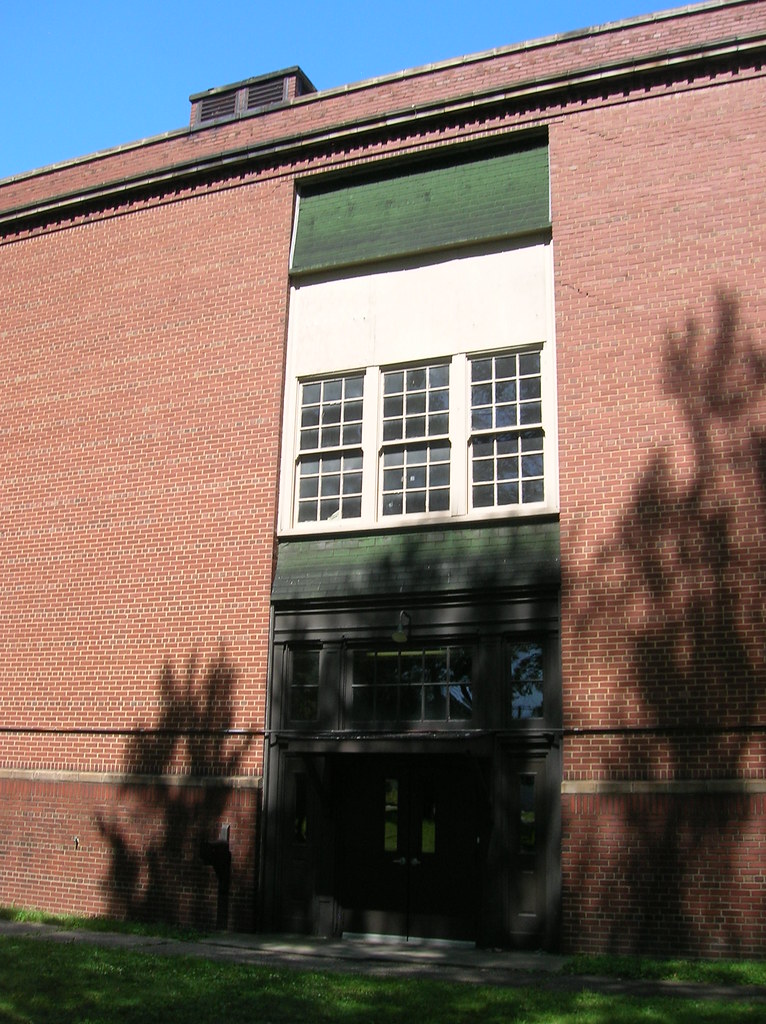 082008 Buckeye SchoolYoungstown, Ohio (5) Aaron Turner Flickr