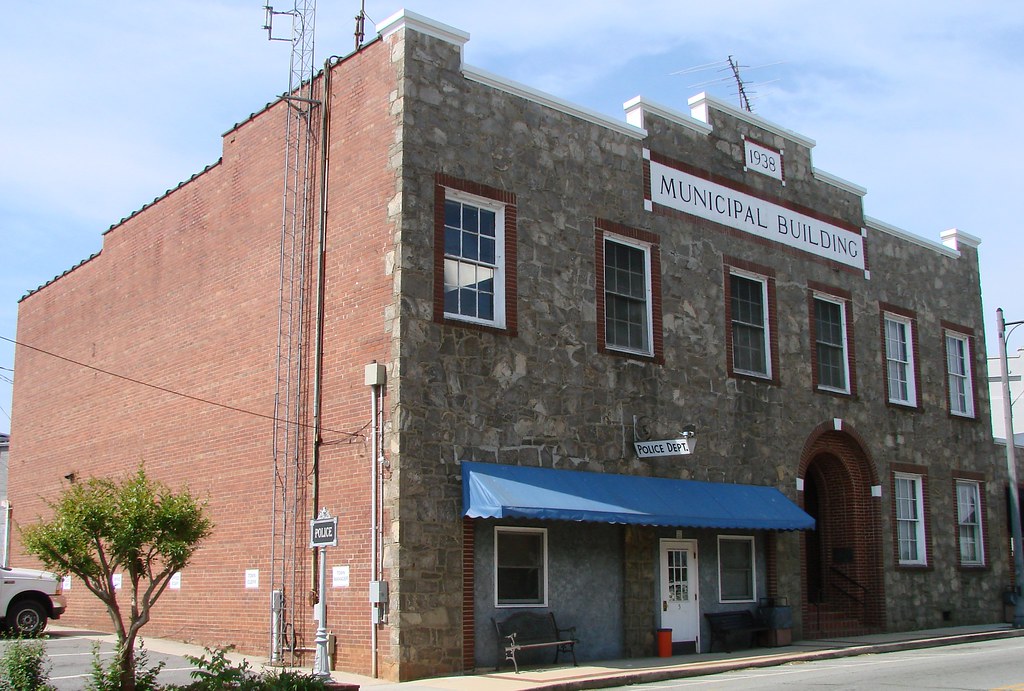City Hall Granite Falls, NC Seth Gaines Flickr
