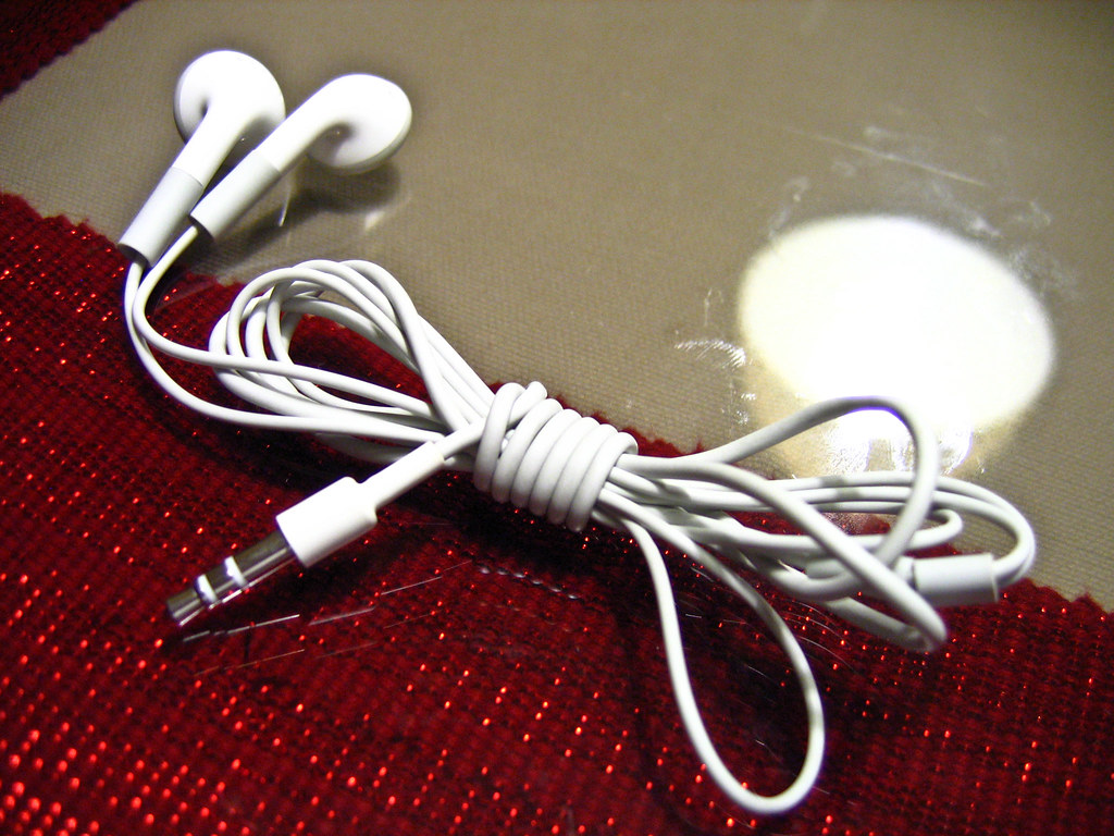 Neat iPod Earphones danes96 Flickr
