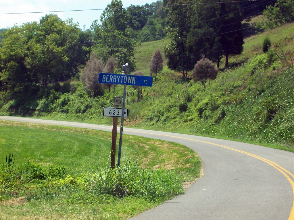 Berrytown road getting close David C. Brewster Flickr