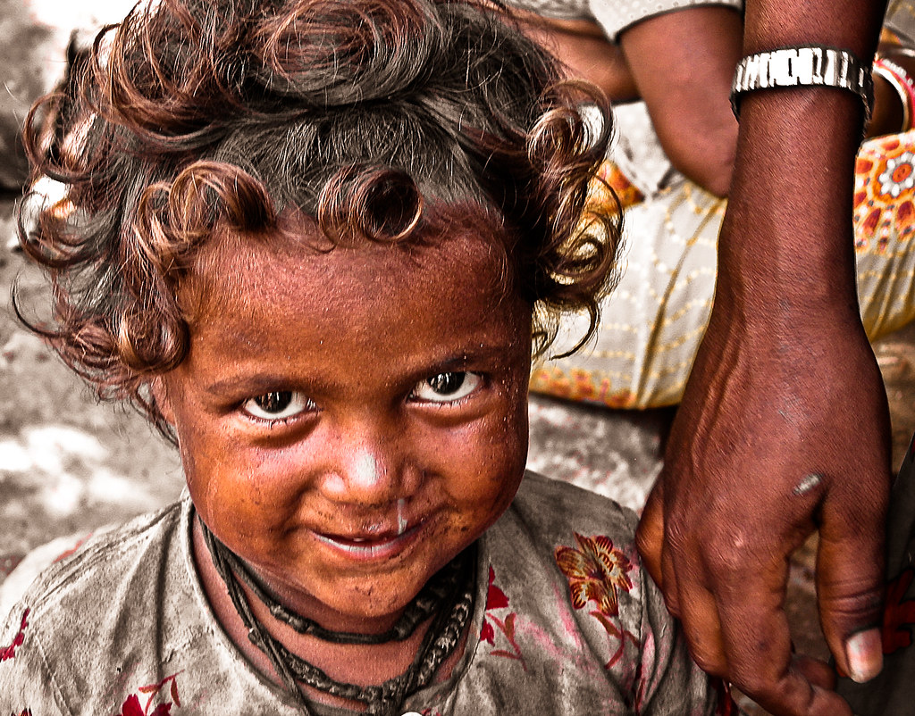 Take my hand Portrait of an Indian child Portrait d'un enf… Flickr