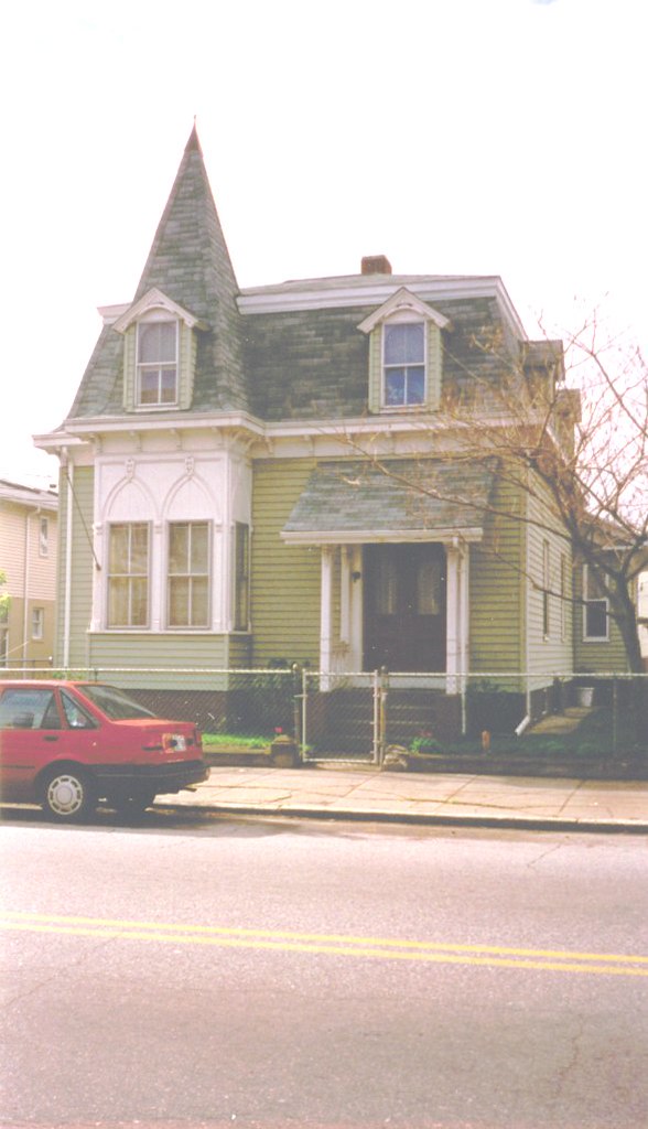 Bagley House Present day Bagley House in Pawtucket. taylorjm1att