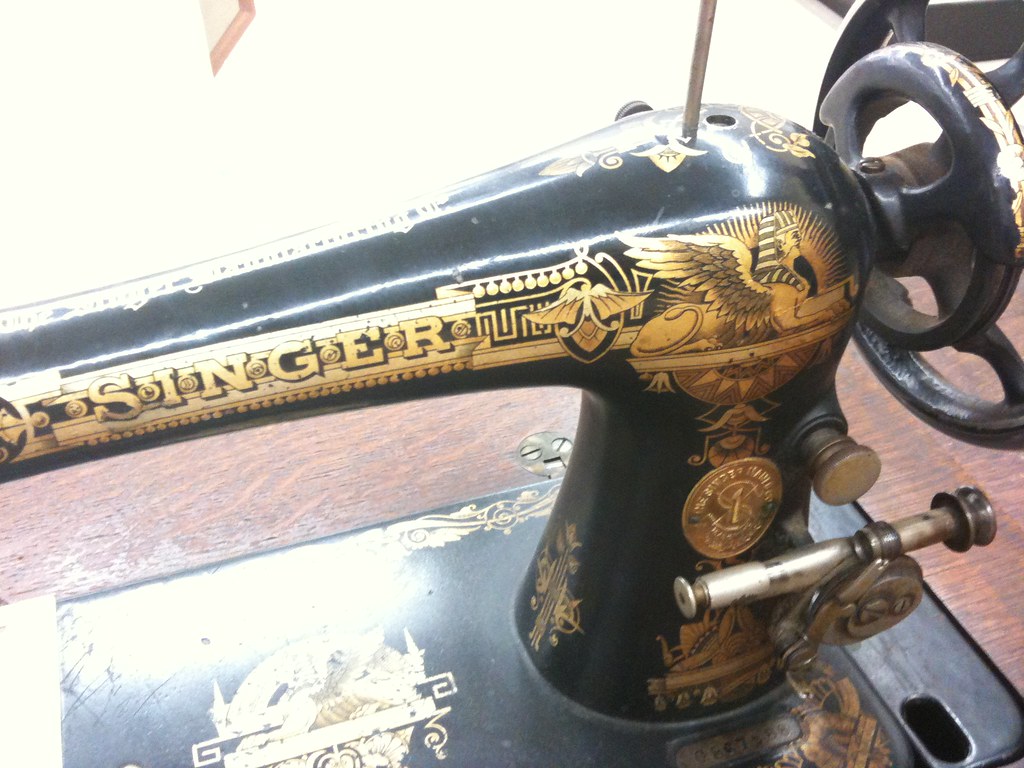 My favorite antique Singer sewing machine The Egyptian Flickr