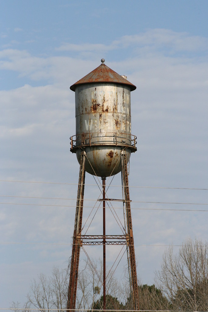 Old Water Tower Cotton Valley, LA Bryan Dauphin Flickr