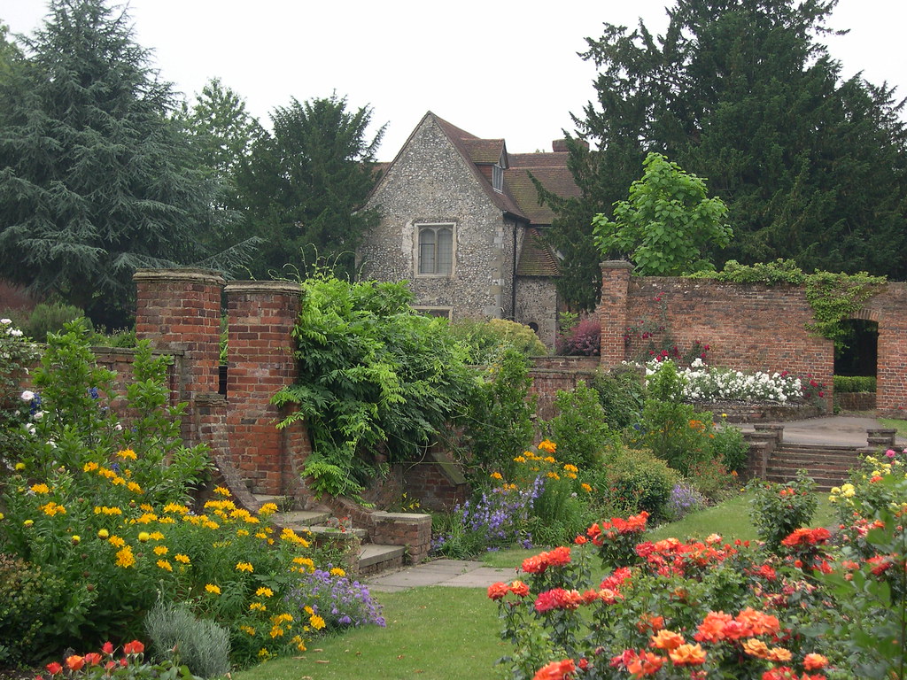 Orpington Priory gardens Colin Churcher Flickr