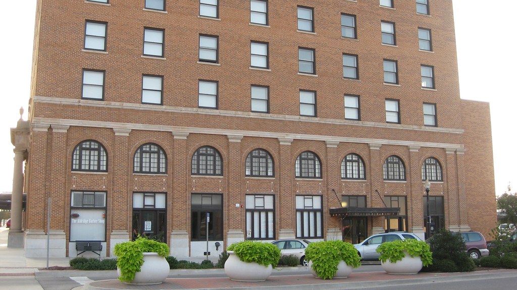 ShawneeOK_27Aug2008_ 012 Aldridge Hotel (now Apartments), … Flickr