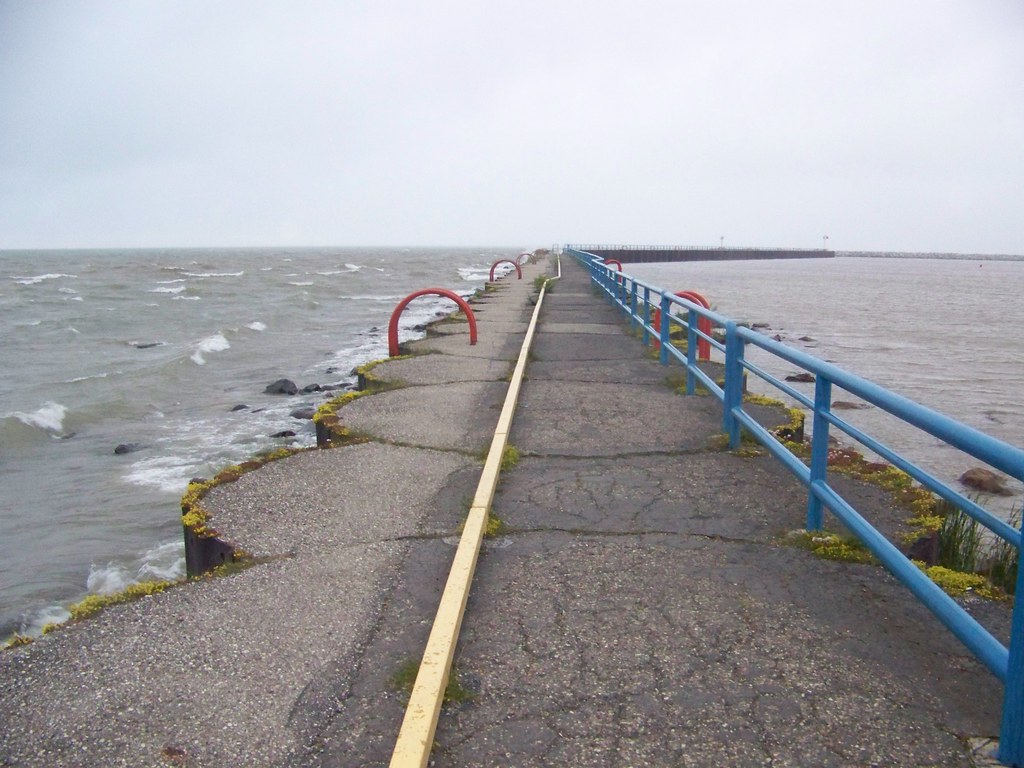 Port Austin Reef Lighthouse (Michigan) Port Austin's Reef … Flickr