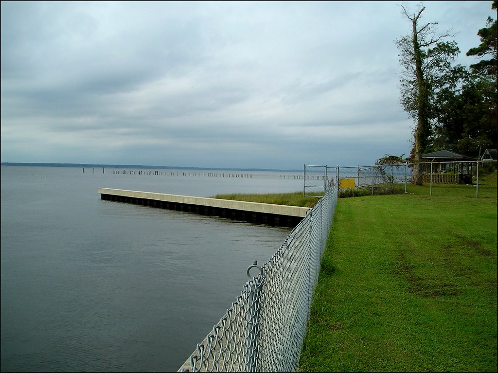 Neuse River Minnesott Beach, North Carolina. Where the Neu… Flickr