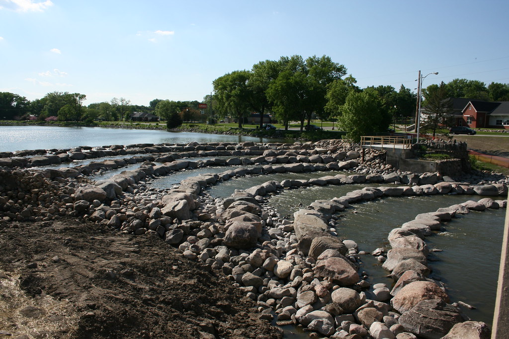 Crow River Dam The new rock dam on the Crow River in Hutch… Flickr