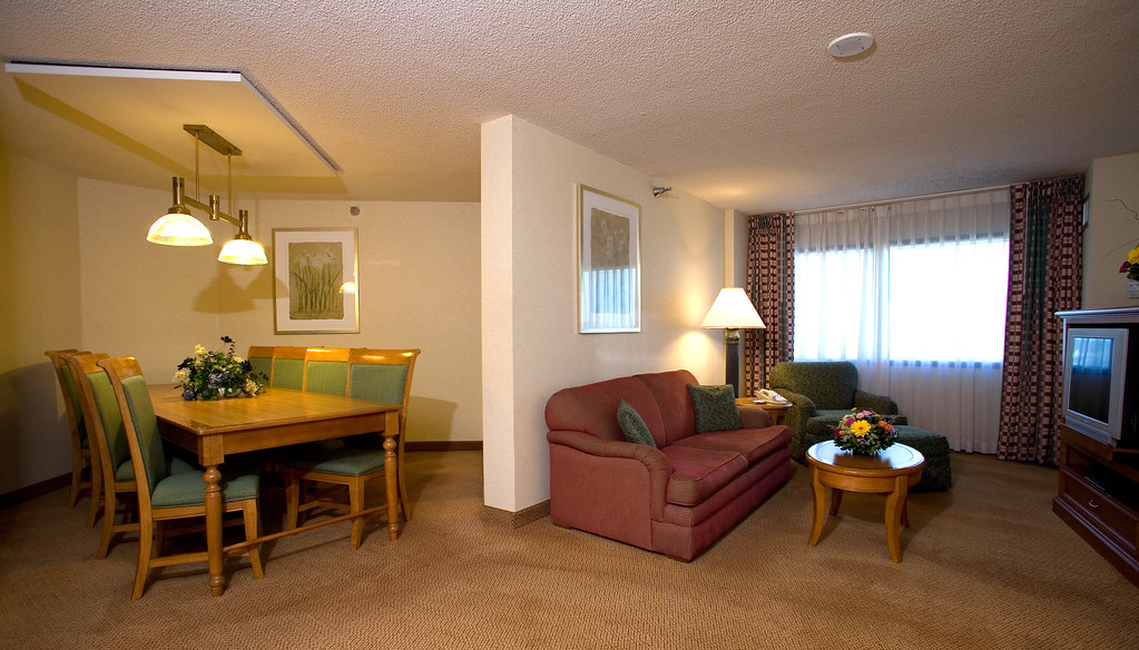 Hilton Chicago/Oak Brook (DuPage County, IL) 211 suites su… Flickr