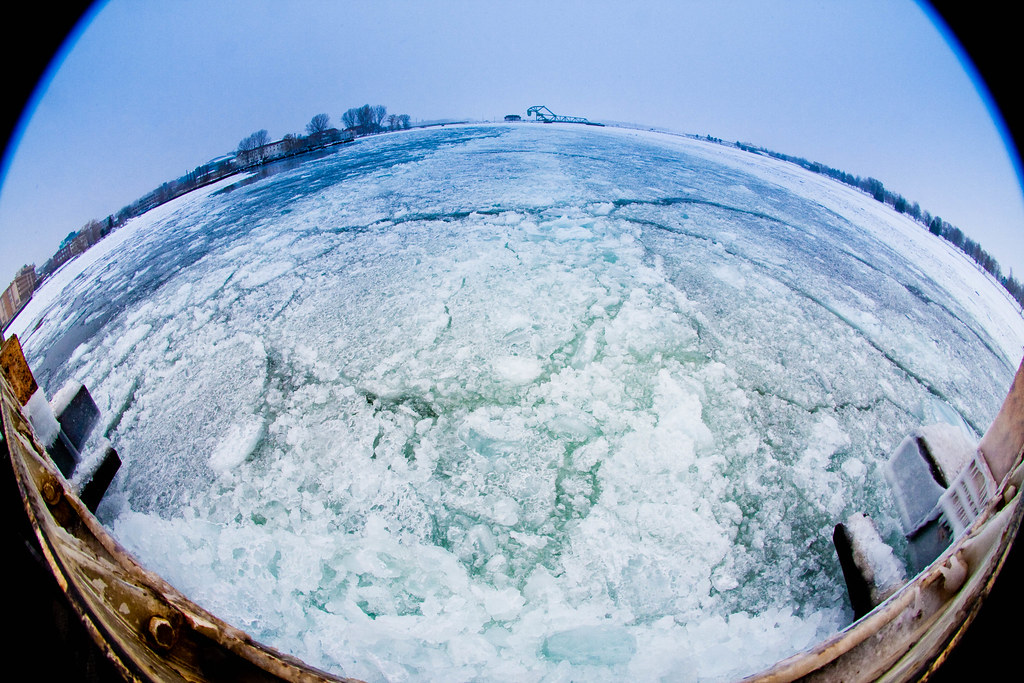 Wolfe Island Ferry 09 Winter shots of Wolfe Island Ferry i… Flickr