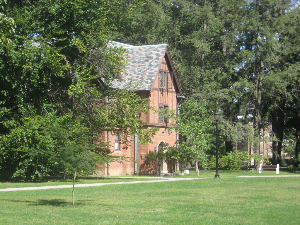 Cushing House Vassar College, Poughkeepsie, New York More … Flickr