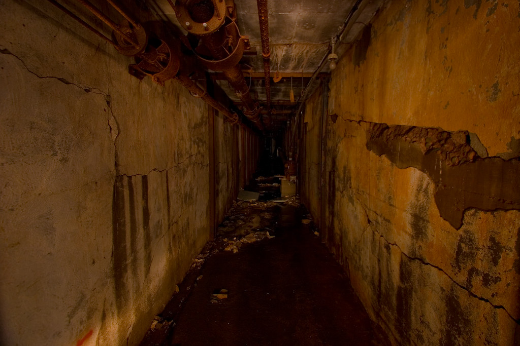 The Hidden Underground Tunnel The secret underground tunne… Flickr