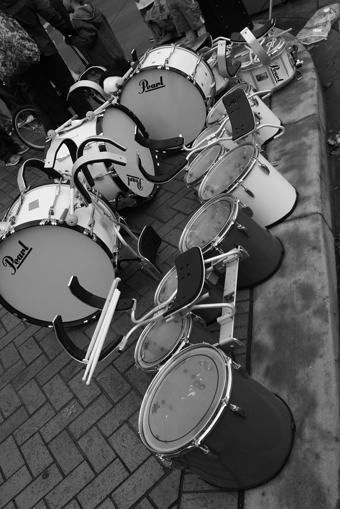 Drum set, Portland 5k They had a marching band and everyth… Flickr