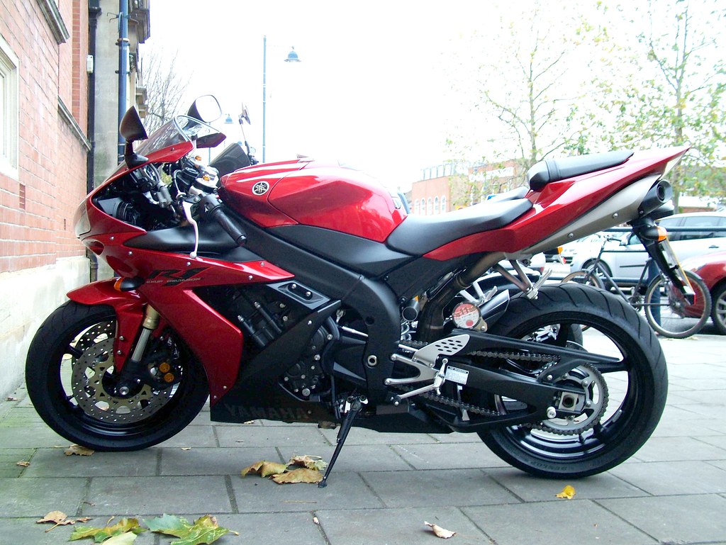 2005 Yamaha YZFR1 Delta Box RamAir Engine Type 20 valve 2005 Yamaha YZFR1 Delta Box RamAir Engine Type 20 valve