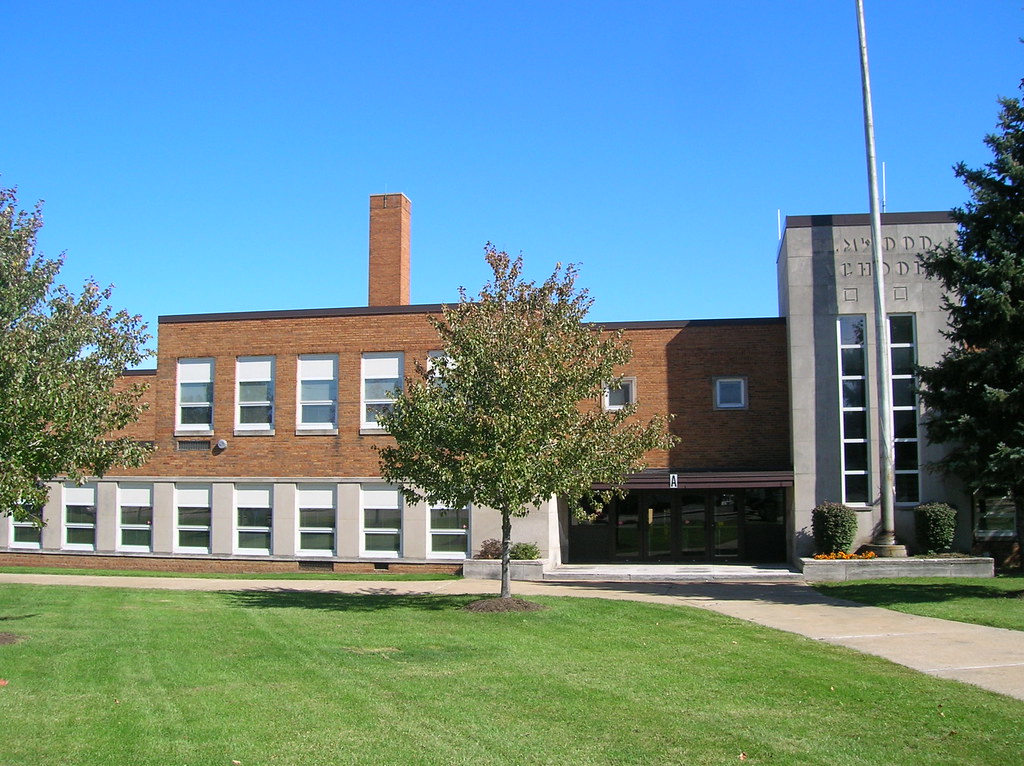 Elmwood School (1952)Garfield Heights, Ohio Aaron Turner Flickr