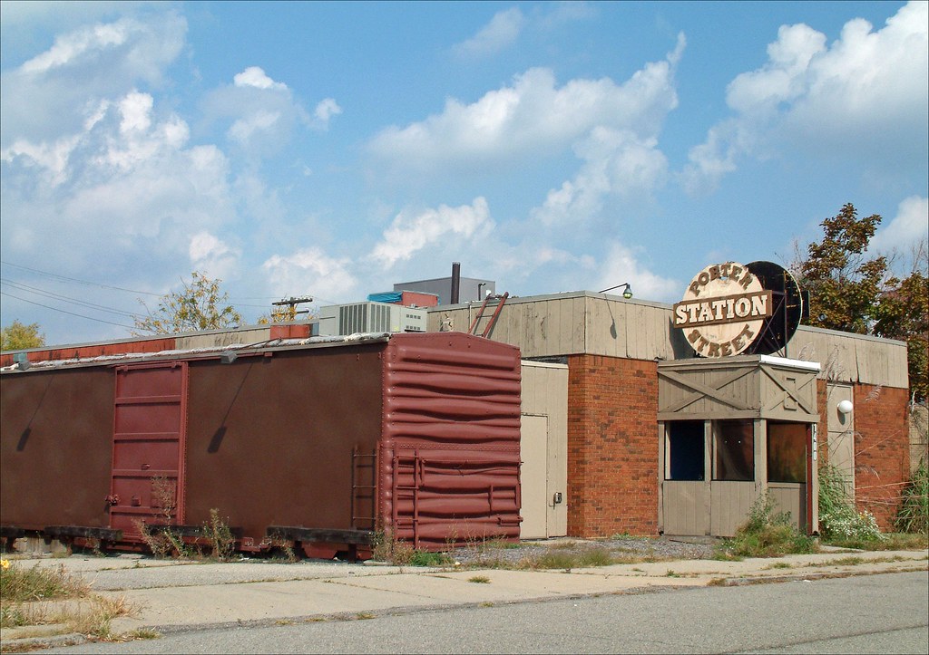 Abandoned Porter Street Station Restaurant Corktown ( De… Flickr