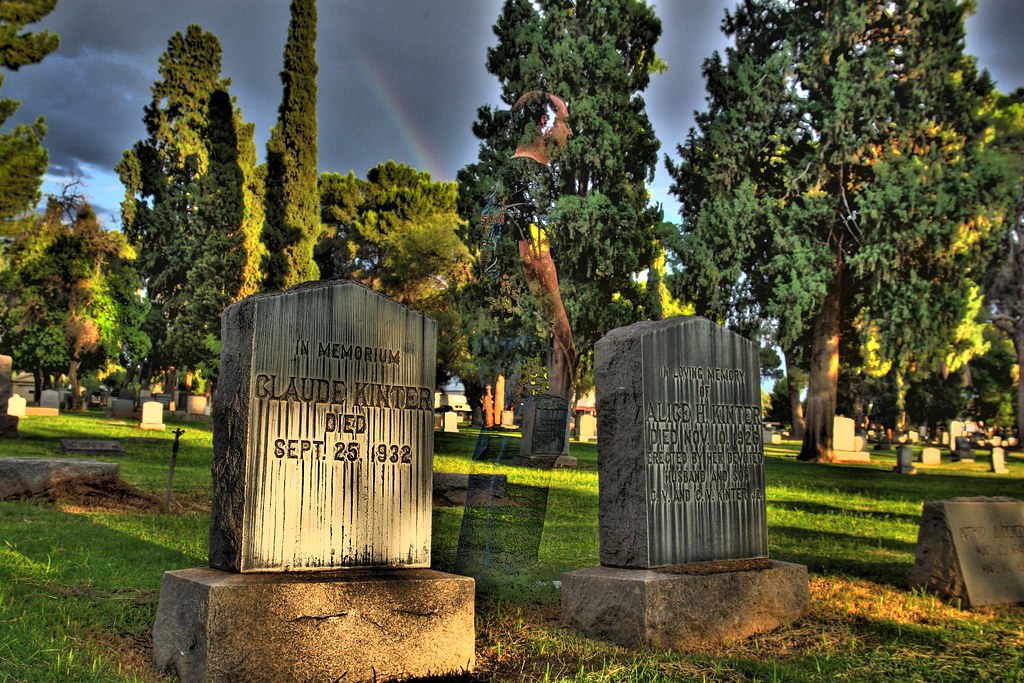 Flickriver Photoset 'Holy Hope Cemetery‎' by RightBrainPhotography