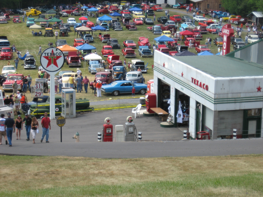 rogersville7 We worked at a car show in Rogersville, Tenne… Flickr