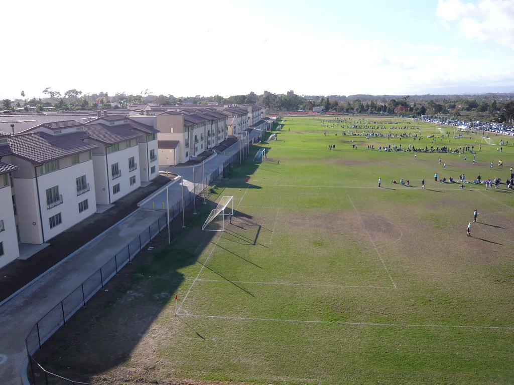 San Clemente Apartments, UCSB Ryosuke Yagi Flickr