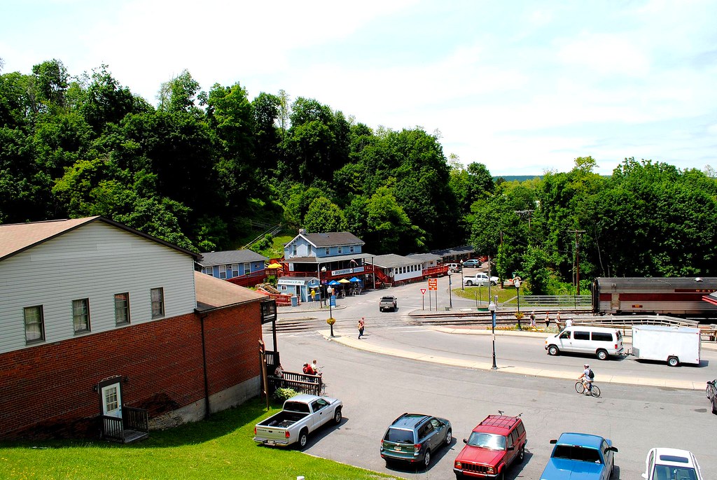 Frostburg, Maryland Buildings near the train station. Lee Cannon Flickr