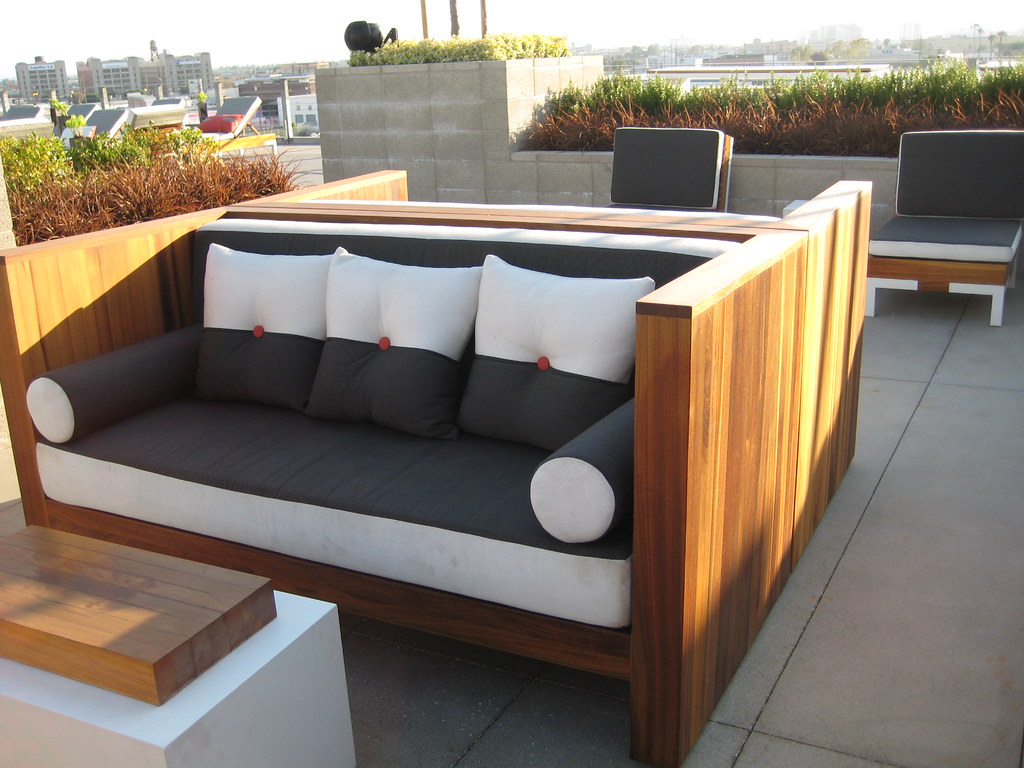 Modern outdoor furniture Chill area modern outdoor furnitu… Flickr