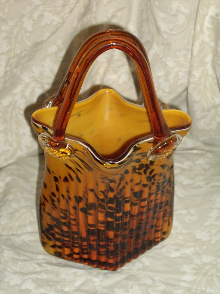 Decorative Purse Shaped Glass Flower Vase Retro look, but … Flickr