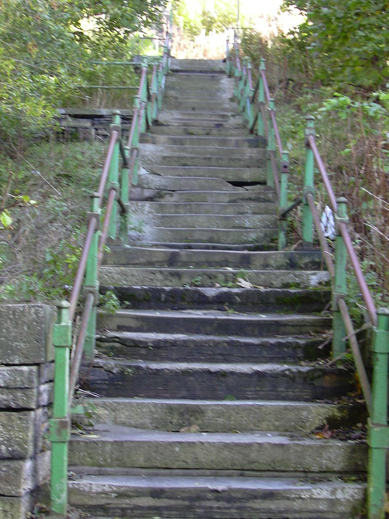 Station Steps, Rochdale Rockcliffe Road, Bacup, Rossenda… Flickr