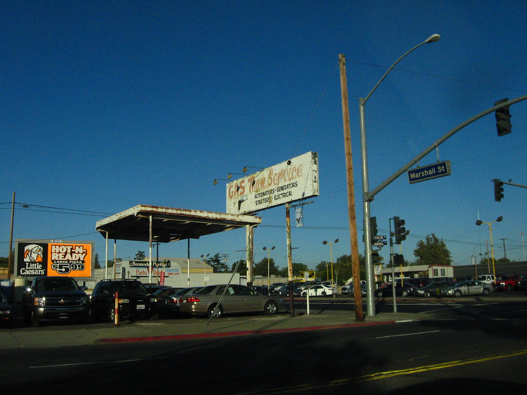 Gas Station Bryan Gnoch Flickr