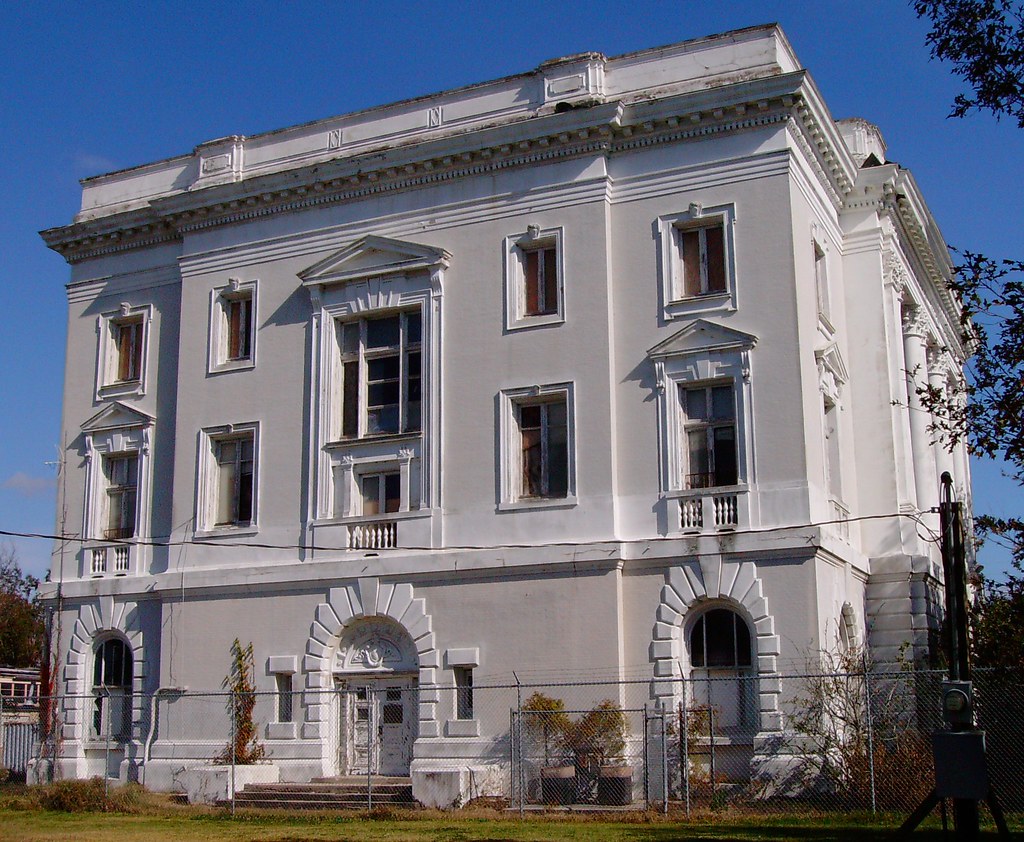Old Saint Bernard Parish Courthouse (Saint Bernard, Louisi… Flickr