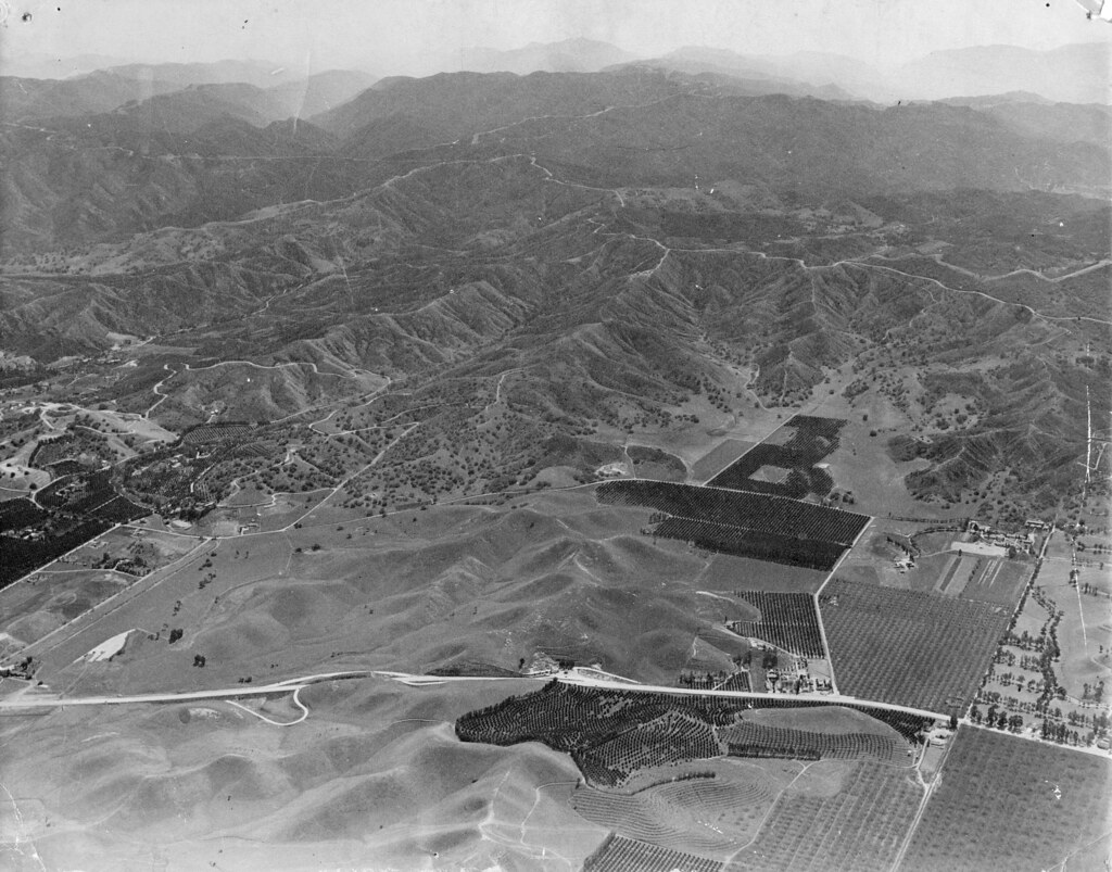 Unknown area Tarzana On the back of this aerial is the s… Flickr