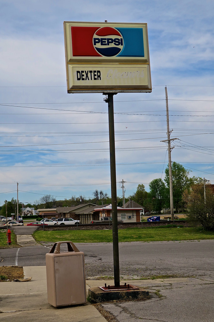 Dexter Cleaners, Dexter, MO Sign for Dexter Cleaners, Dext… Flickr