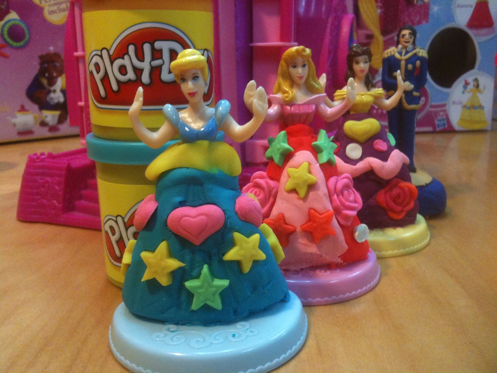 Disney Princess Disney Princess Castle Play Doh Set Review… Flickr