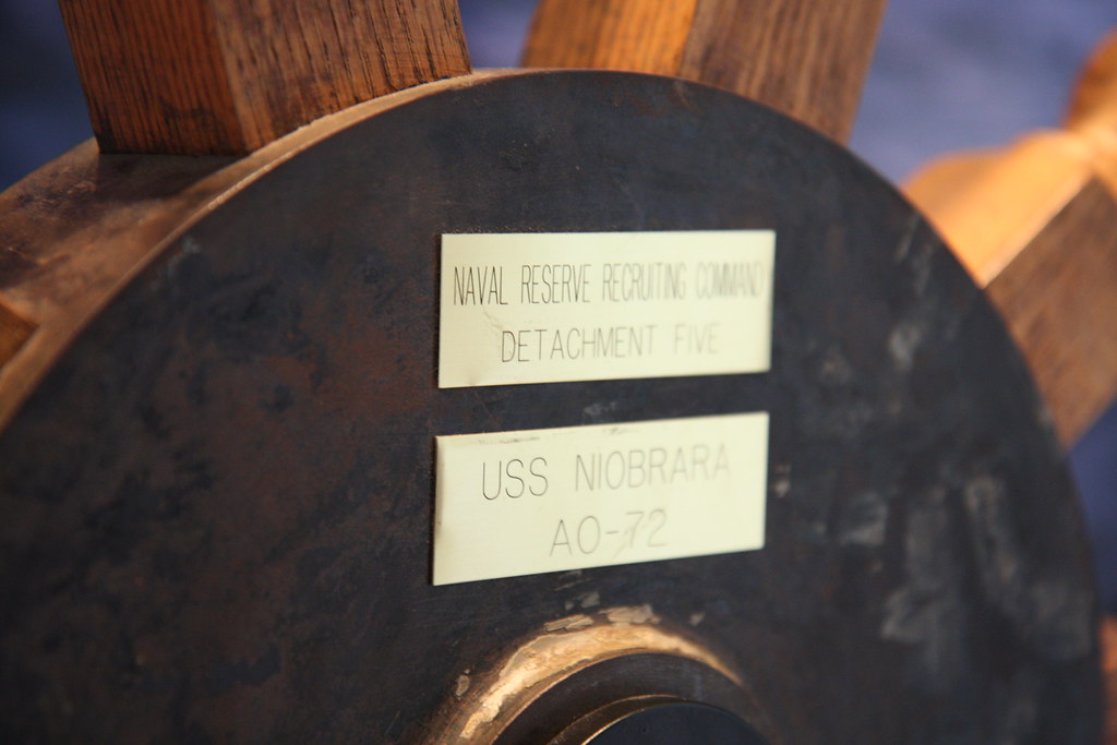 USS Niobrara AO72 Wheel Detail Detail of wooden ship's wh… Flickr