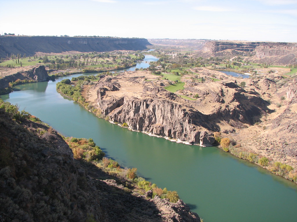 The Snake River, Twin Falls, Idaho The Snake River is a ma… Flickr