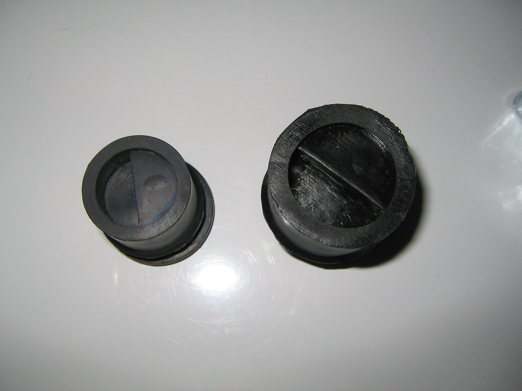 baffled grommets 1 One of the left is new, never used. One… Flickr