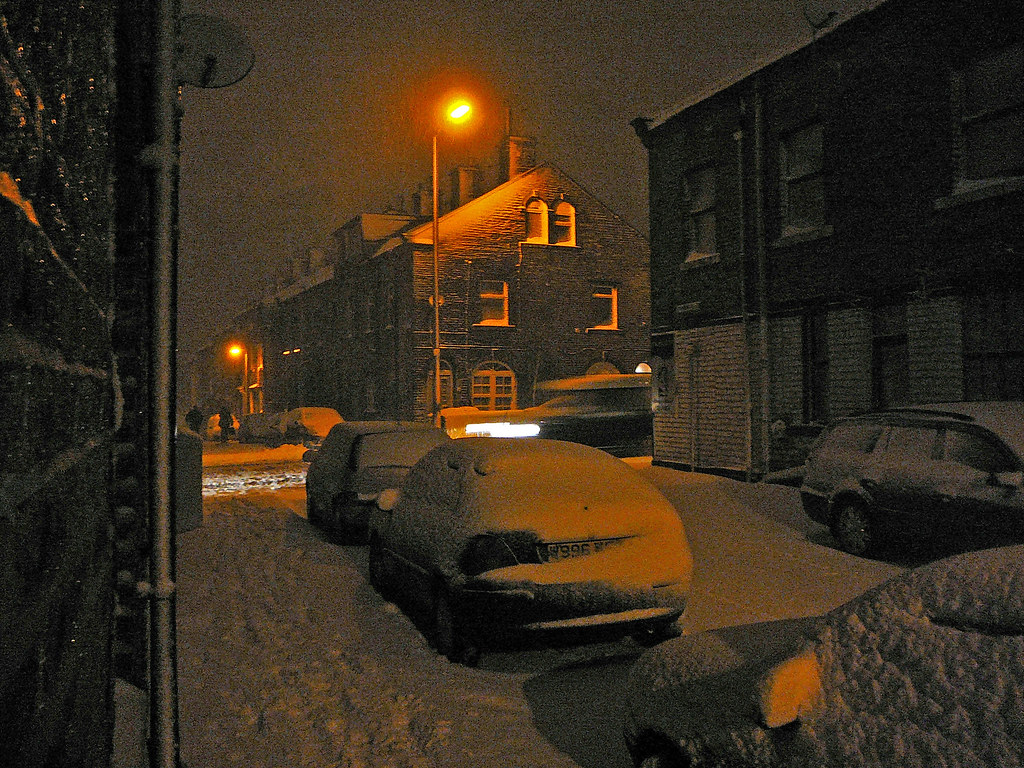 Queensbury, 06.50 04.12.2008 View from my doorstep Flickr