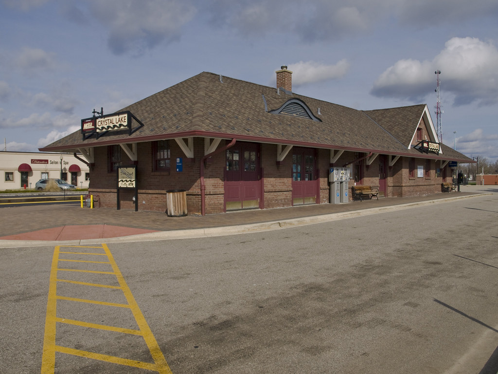 Crystal Lake Metra Station Sunday, April 13, 2008 Crystal … Flickr