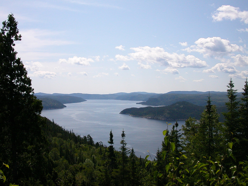 Le Fjord du Saguenay à SacréCoeur,Québec,Canada brunosimard Flickr
