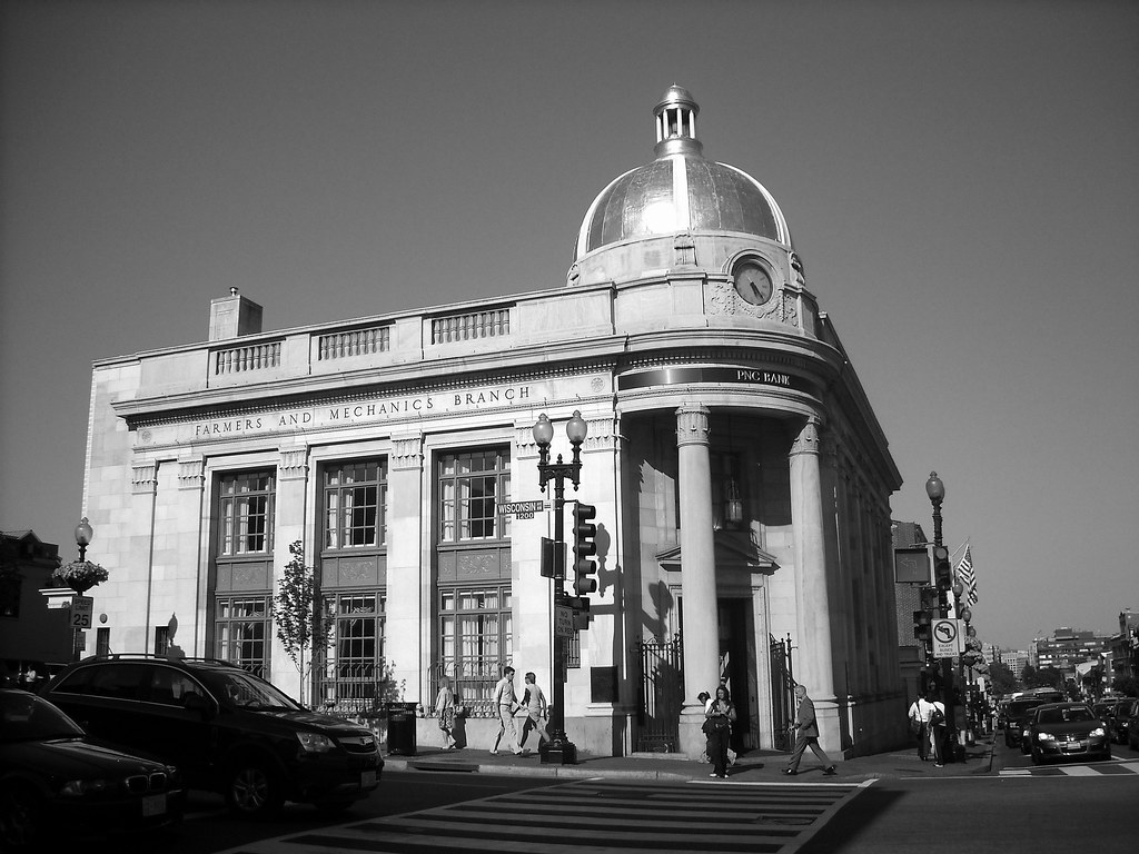 PNC Bank in The PNC Bank in the neig… Flickr