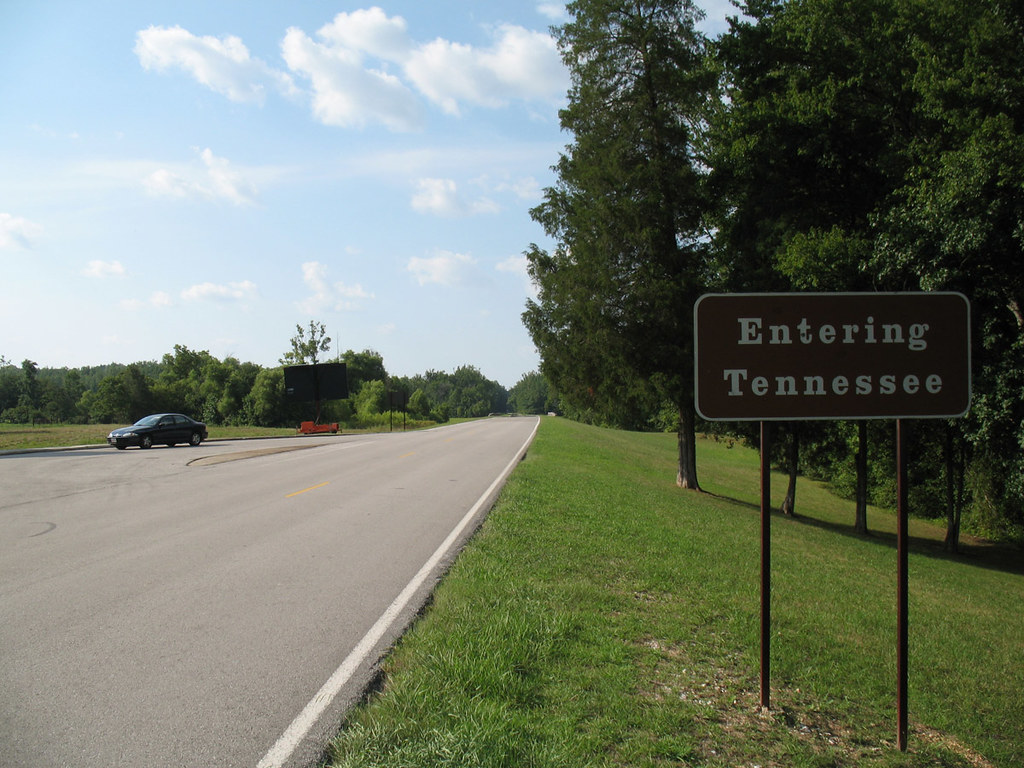 Entering Tennessee AlabamaTennessee state line, Natchez T… Flickr