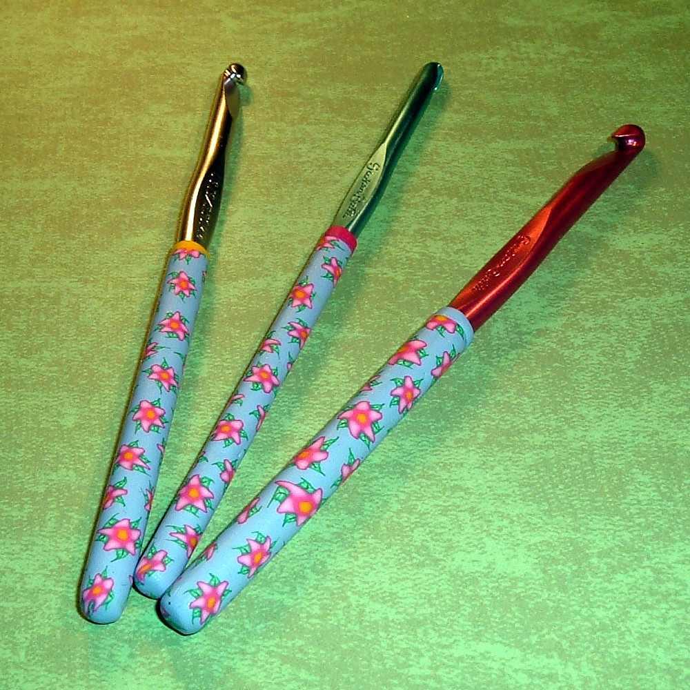 Crochet Hooks Susan Bates metal crochet hooks with the bot… Flickr