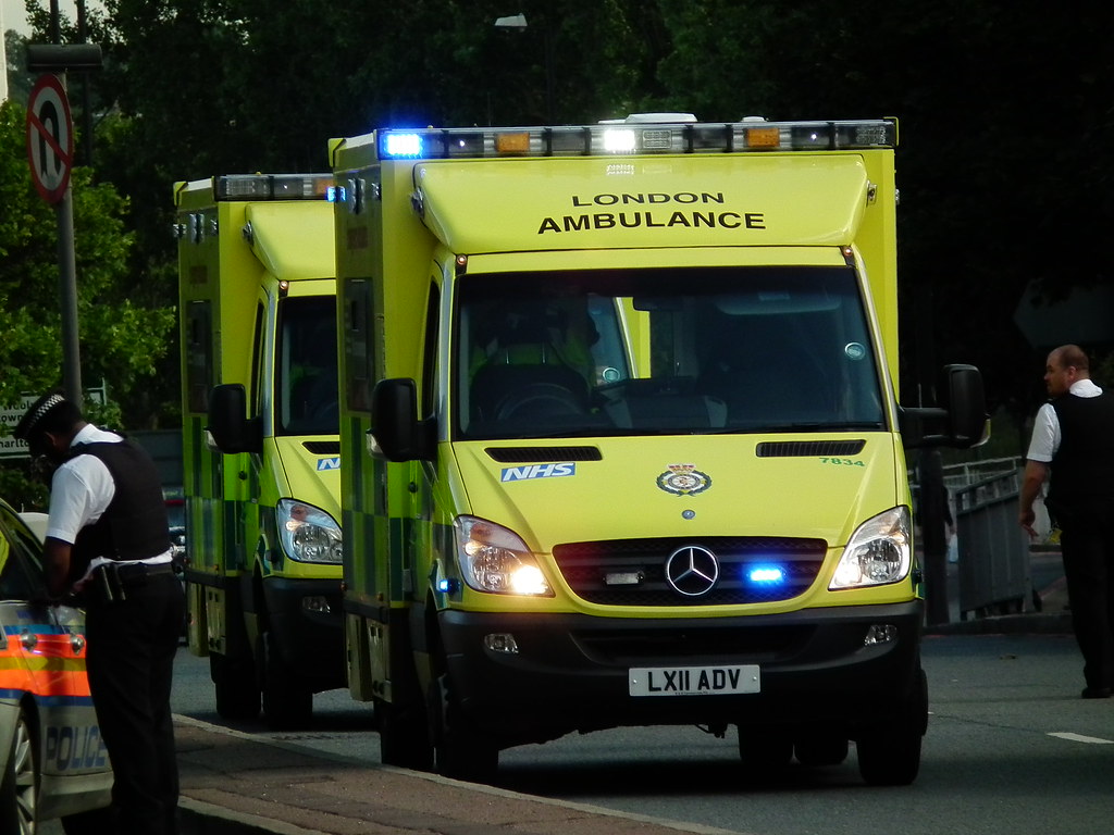 RTC in Woolwich London Ambulance Service 7834 2011 Mercede… Flickr