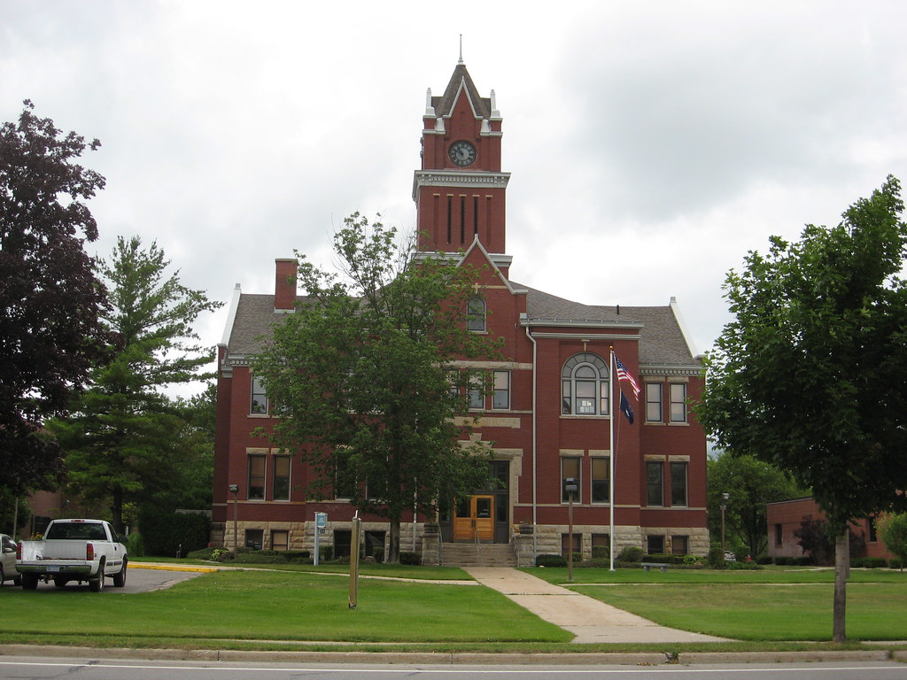 Antrim County Courthouse Bellaire, Michigan This beautiful… Flickr
