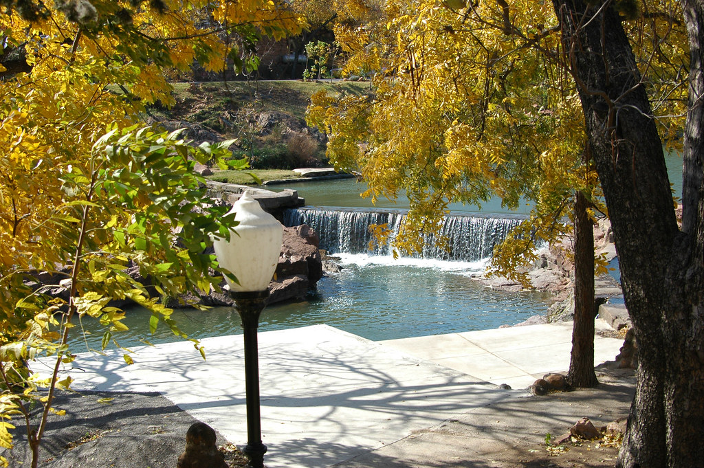 Medicine Park, Oklahoma This is the center of town in Medi… Flickr